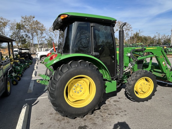 2022 John Deere 5055E Photo 7