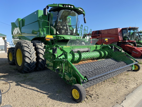 Used 2021 John Deere S780 Combines at Horizon Ag & Turf in Barrhead, AB - Photo3