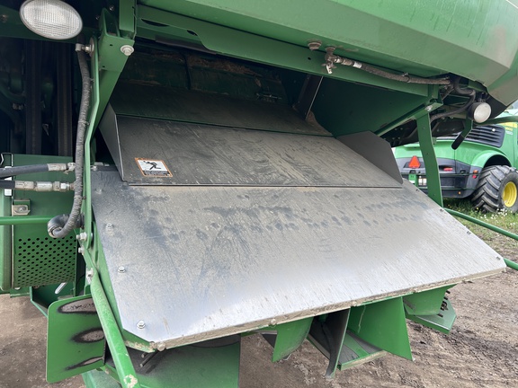 Used 2021 John Deere S780 Combines at Horizon Ag & Turf in Barrhead, AB - Photo16