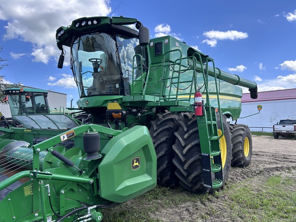 Used 2021 John Deere S780 Combines at Horizon Ag & Turf in Barrhead, AB - Photo10