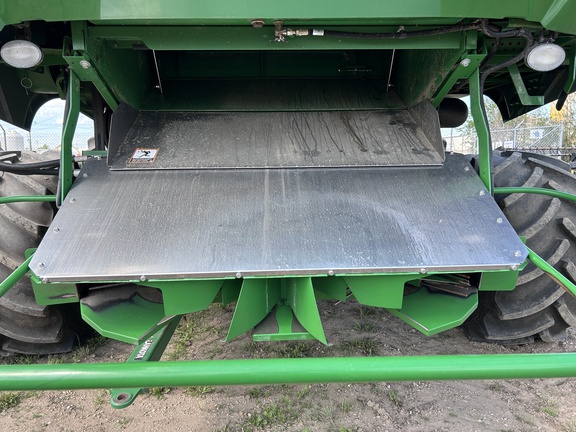 Used 2021 John Deere S780 Combines at Horizon Ag & Turf in Barrhead, AB - Photo39