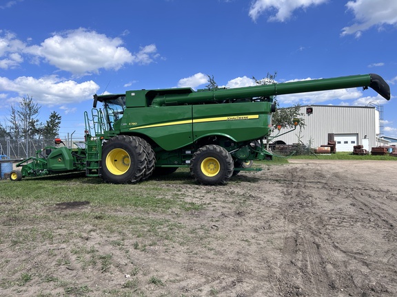 Used 2021 John Deere S780 Combines at Horizon Ag & Turf in Barrhead, AB - Photo6