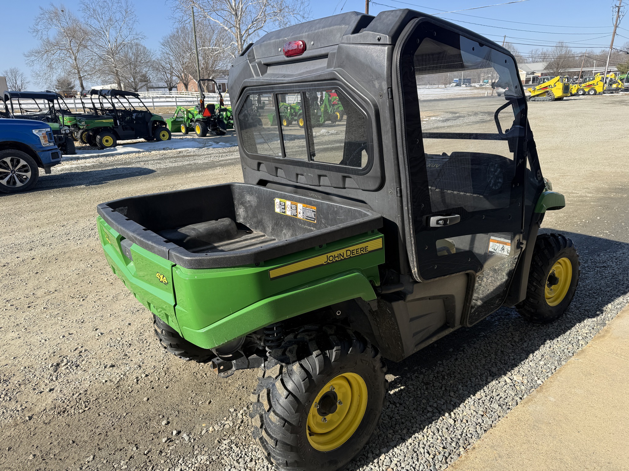 2019 John Deere XUV 590E Image 3