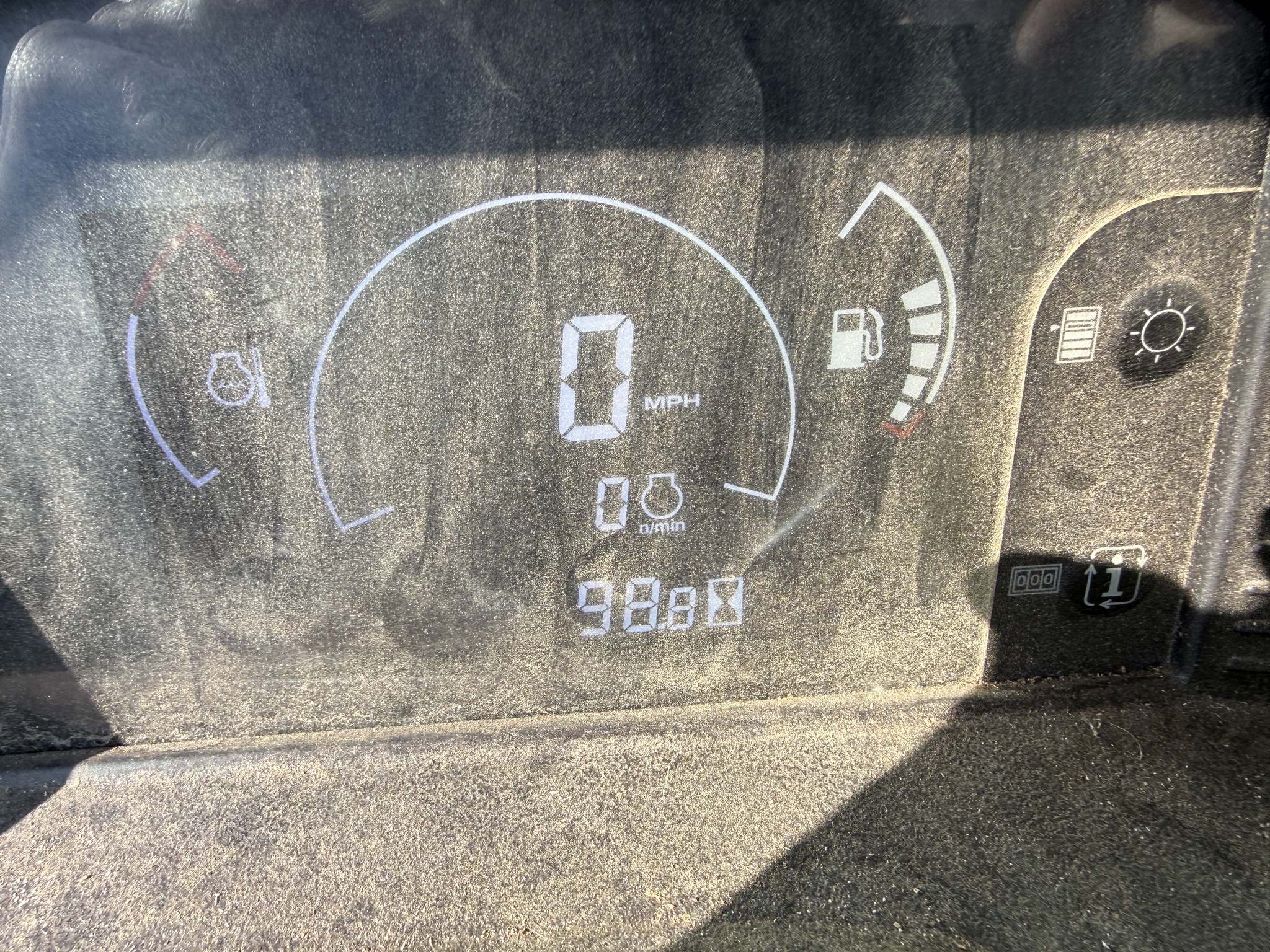 2019 John Deere XUV 590E Image 5