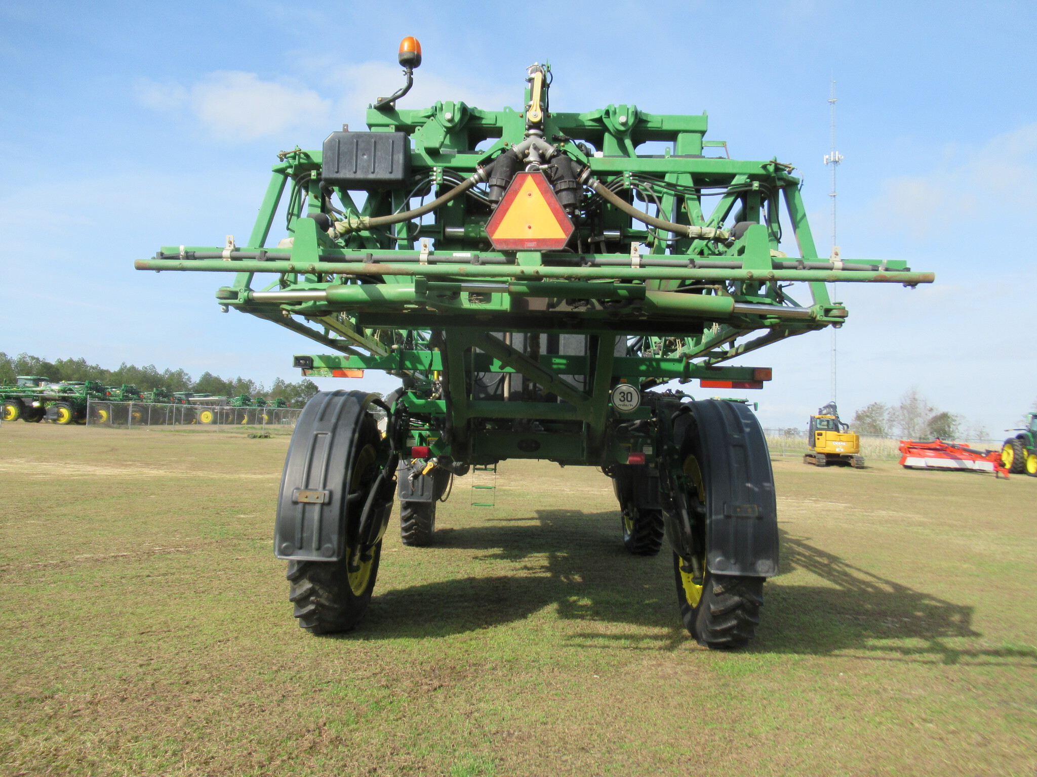 2014 John Deere R4030 Image 6