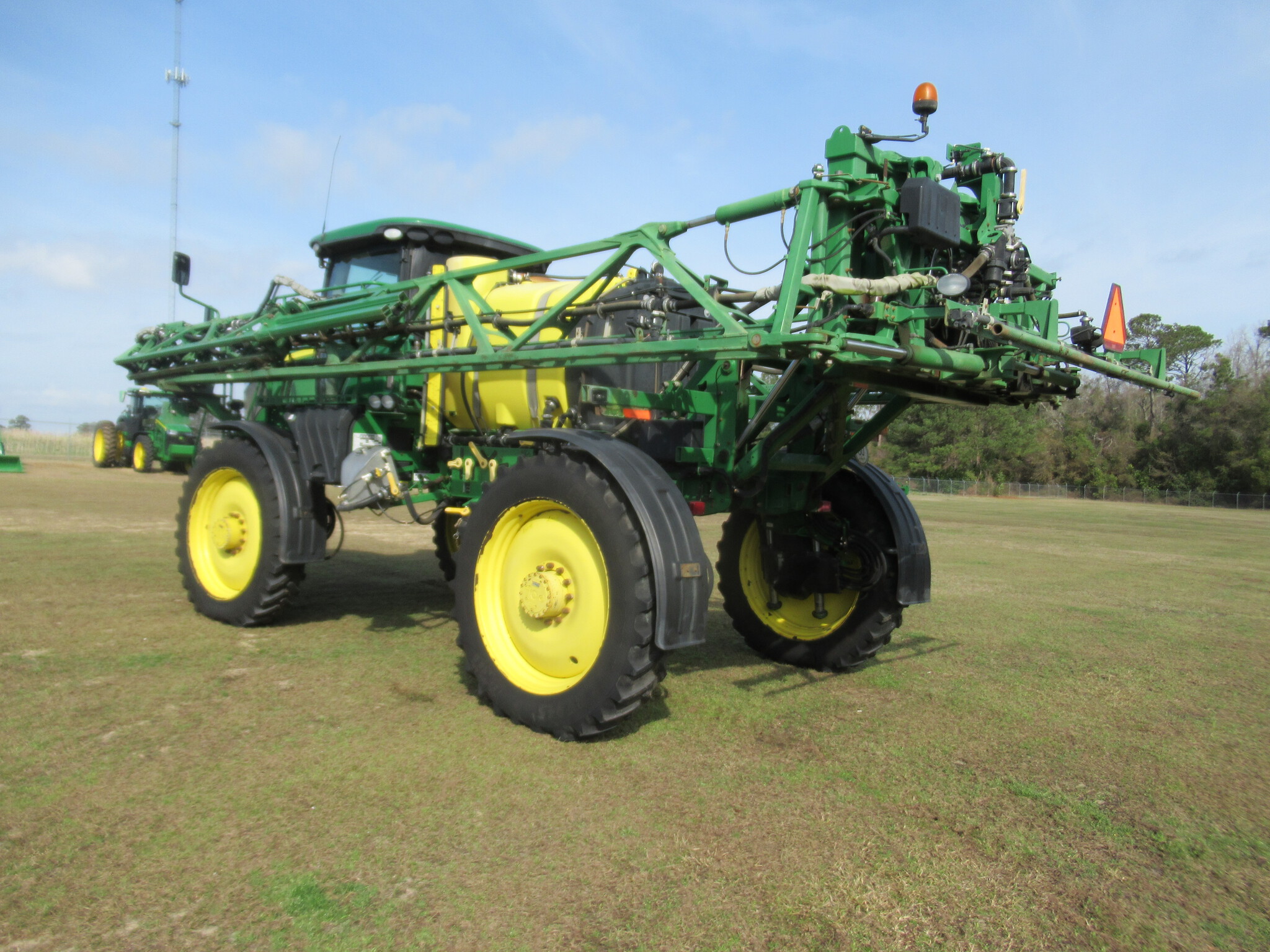 2014 John Deere R4030 Image 5
