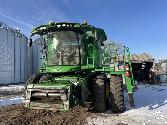 2014 John Deere S670 Used Equipment