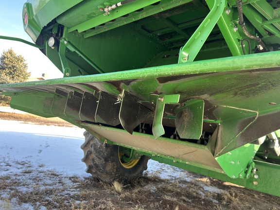 2014 John Deere S670 (13th thumbnail)
