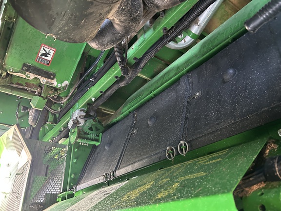 2014 John Deere S670 (30th thumbnail)