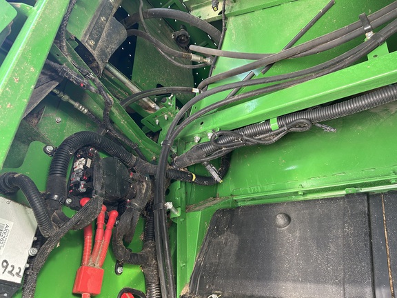 2014 John Deere S670 (34th thumbnail)