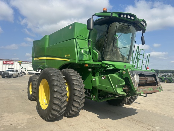 2014 John Deere S670 (3rd thumbnail)