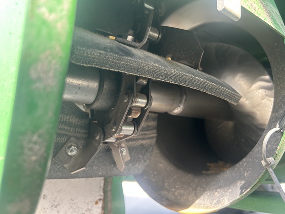 2014 John Deere S670 (16th thumbnail)