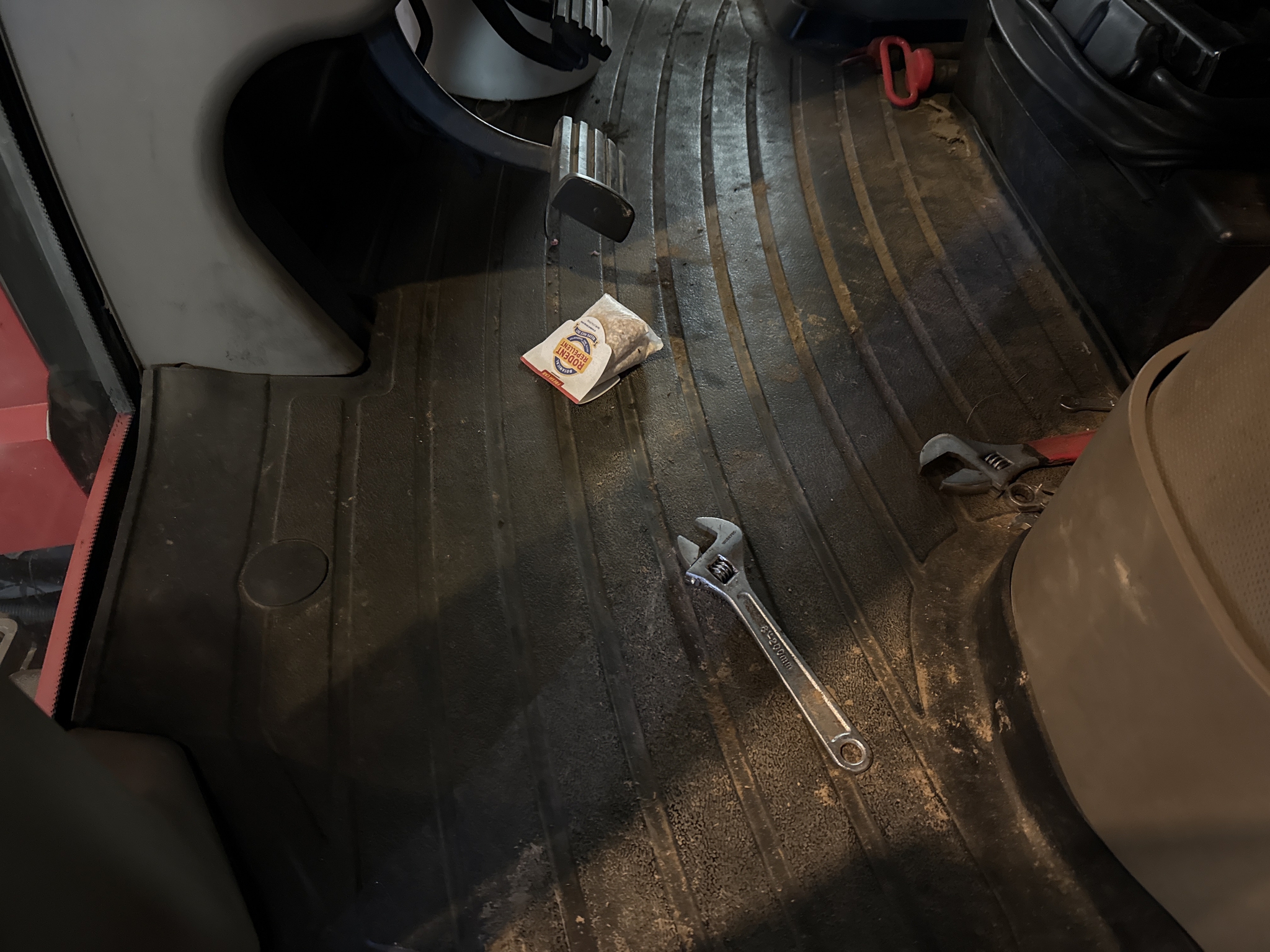 2011 Case IH Magnum 275 Image 48