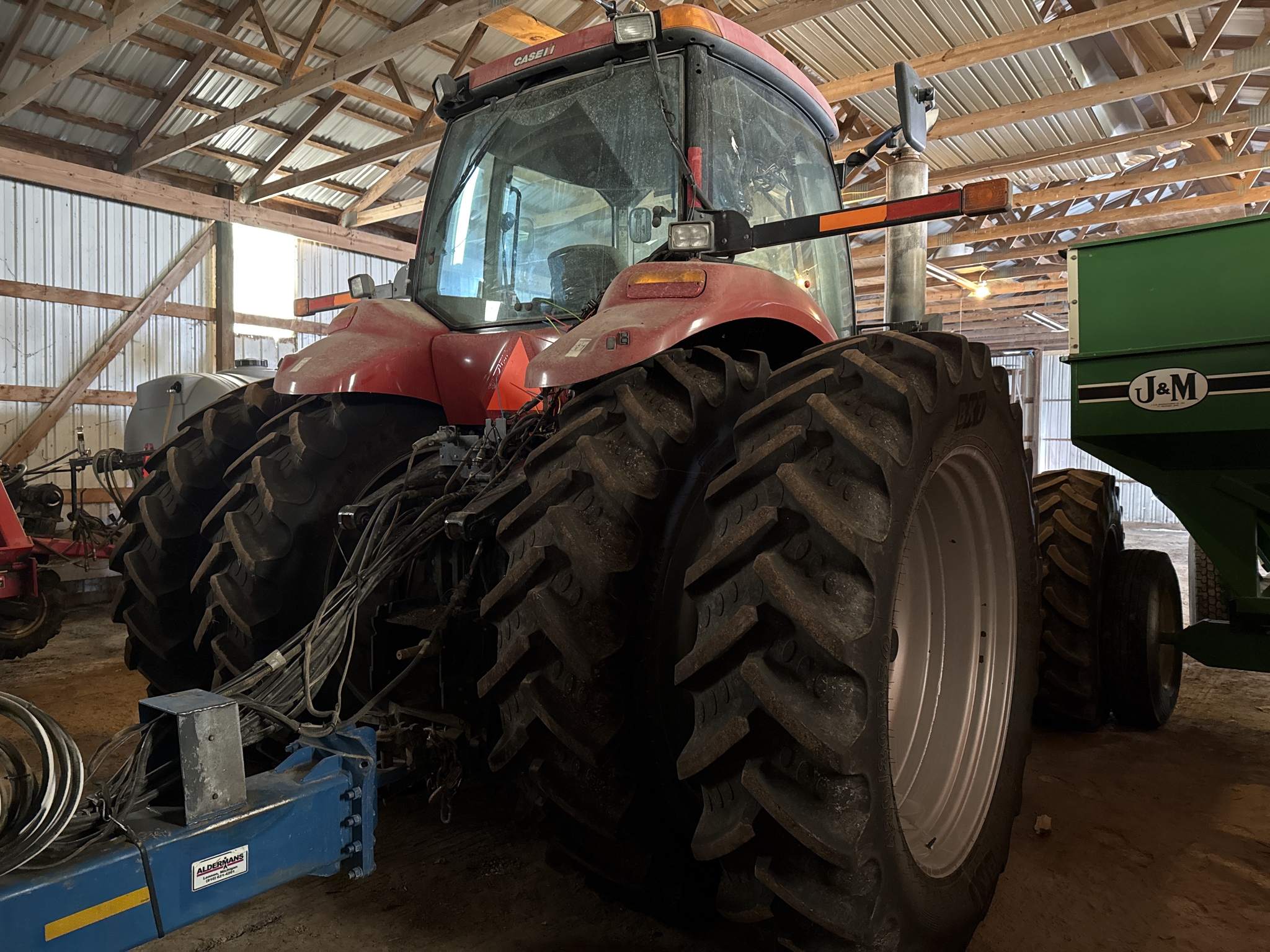 2011 Case IH Magnum 275 Image 27