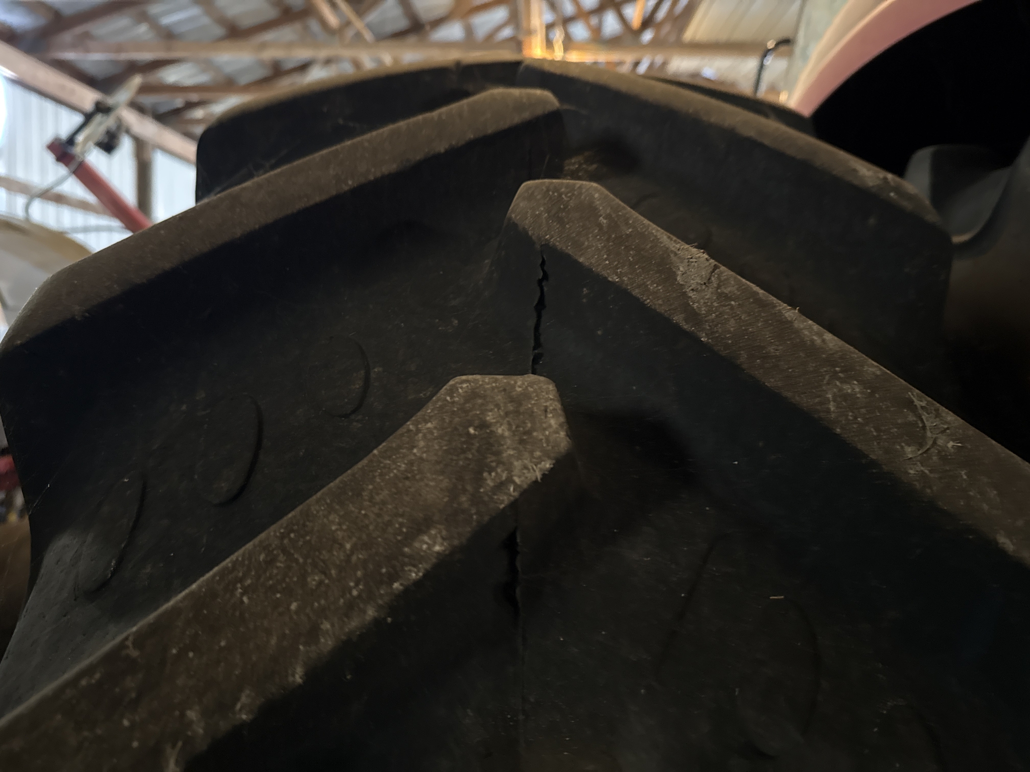 2011 Case IH Magnum 275 Image 12