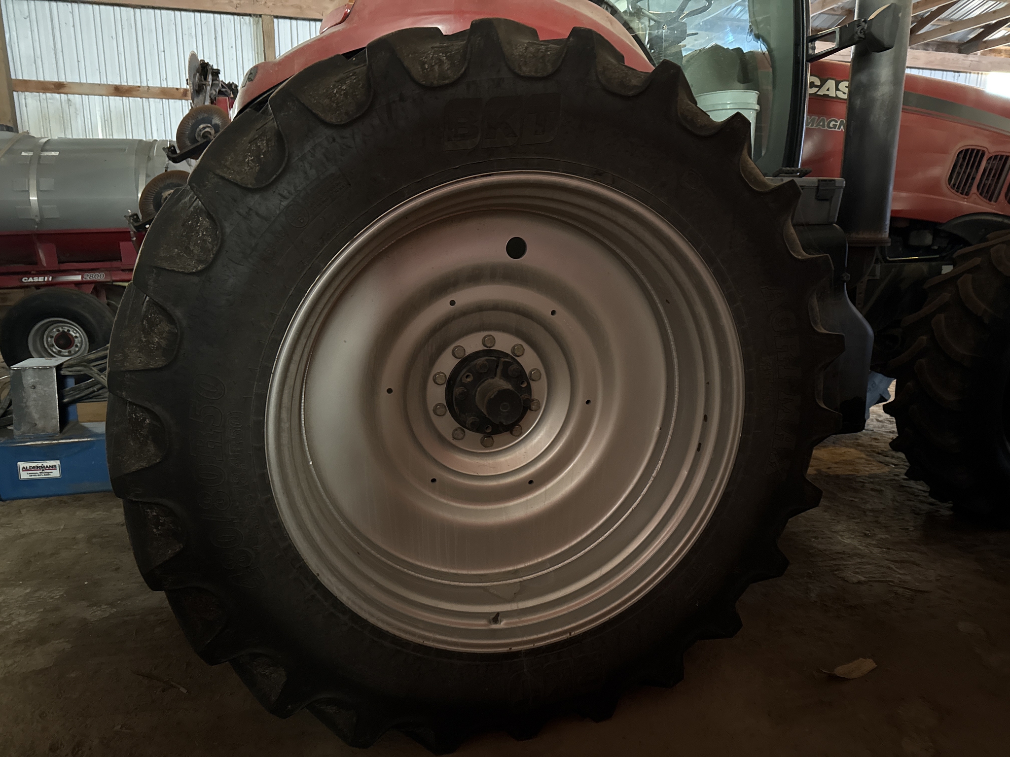 2011 Case IH Magnum 275 Image 35