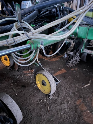 2003 John-Deere 1770