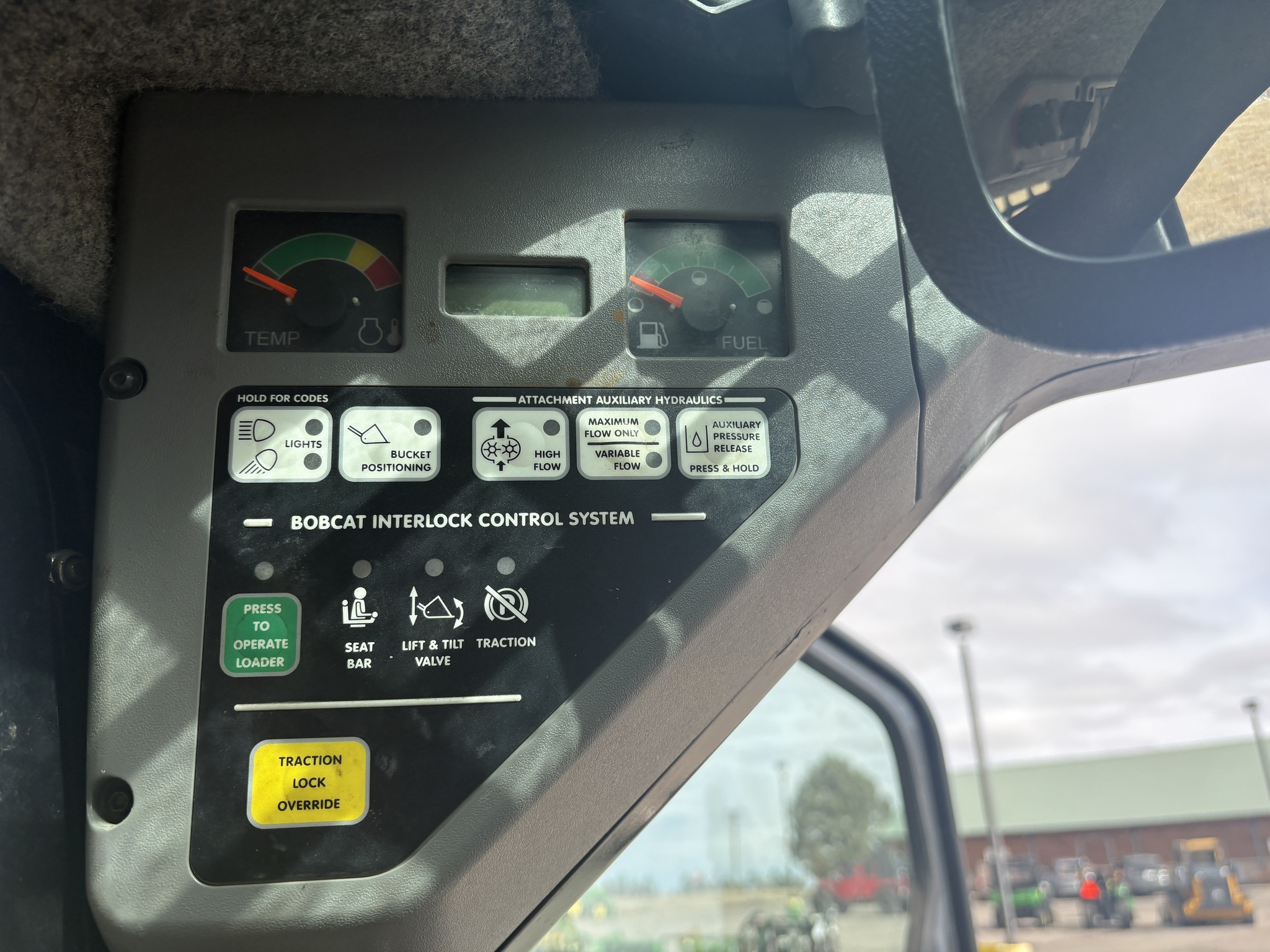 2009 Bobcat S130 Image 8