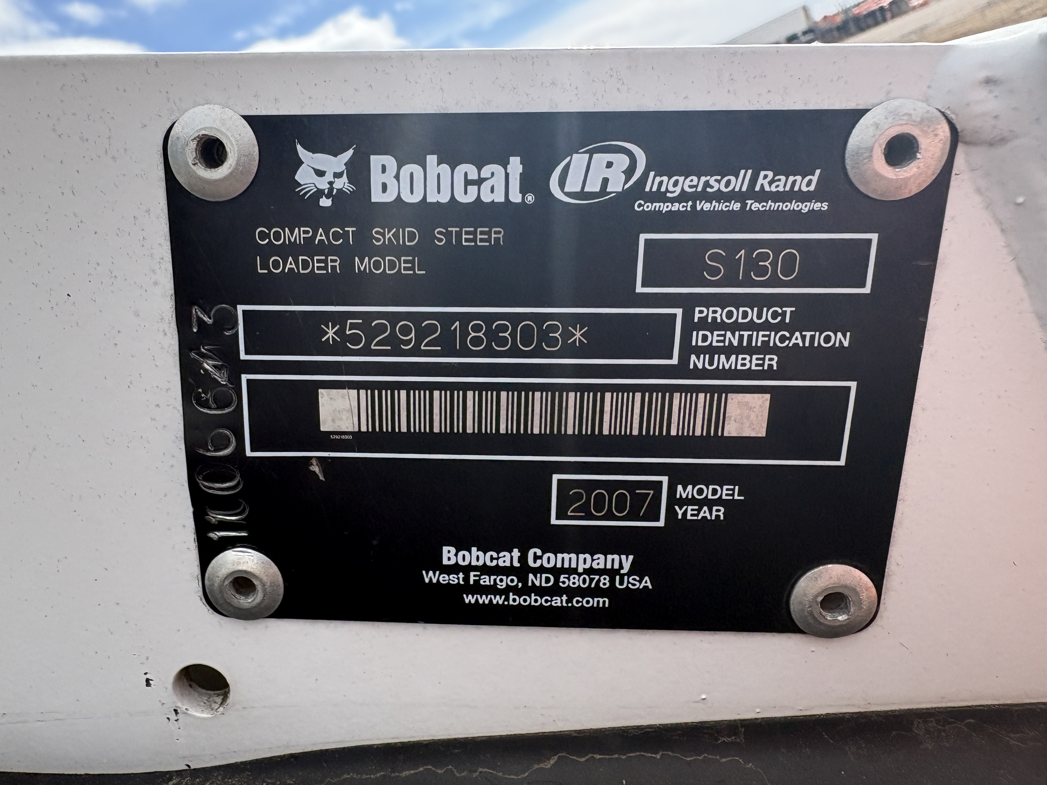 2009 Bobcat S130 Image 16