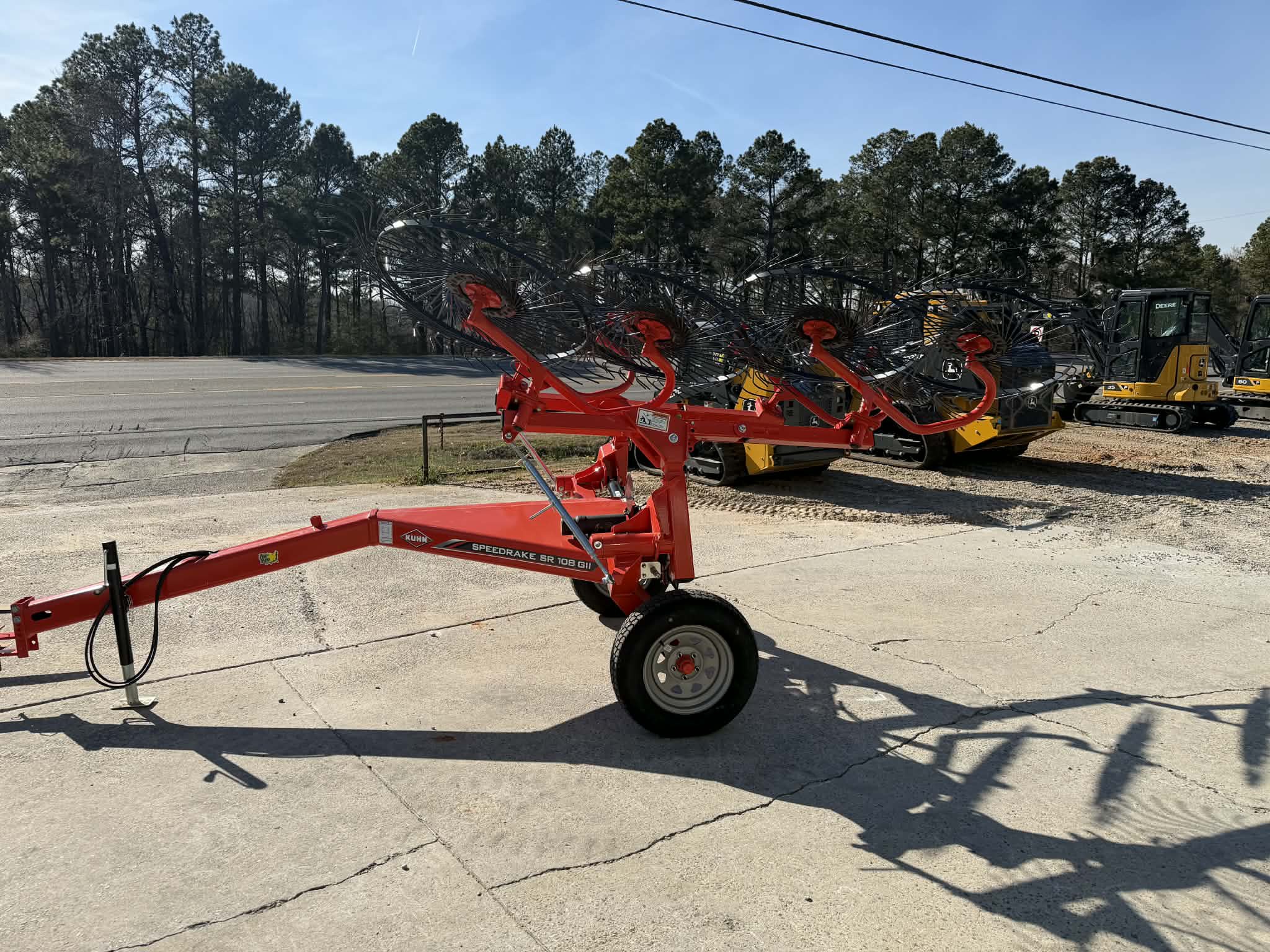 2025 Kuhn SR108 Image 4