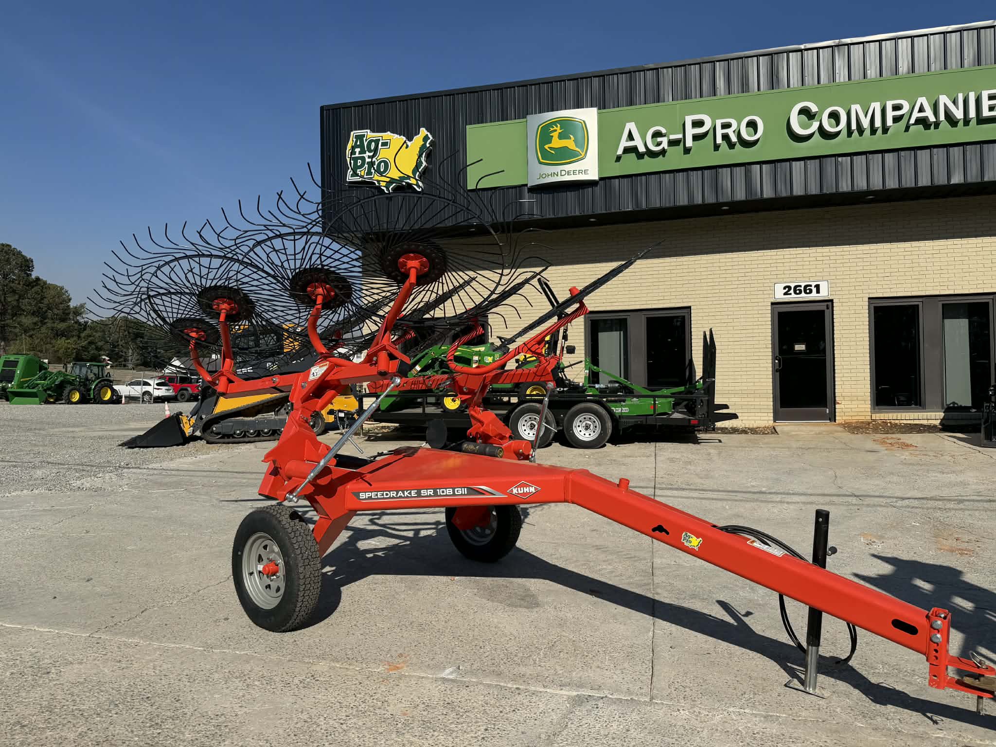 2025 Kuhn SR108 Image 1