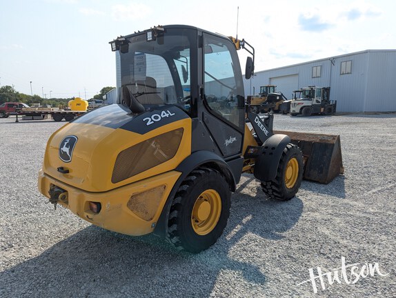 Photo of 2022 John Deere 204L