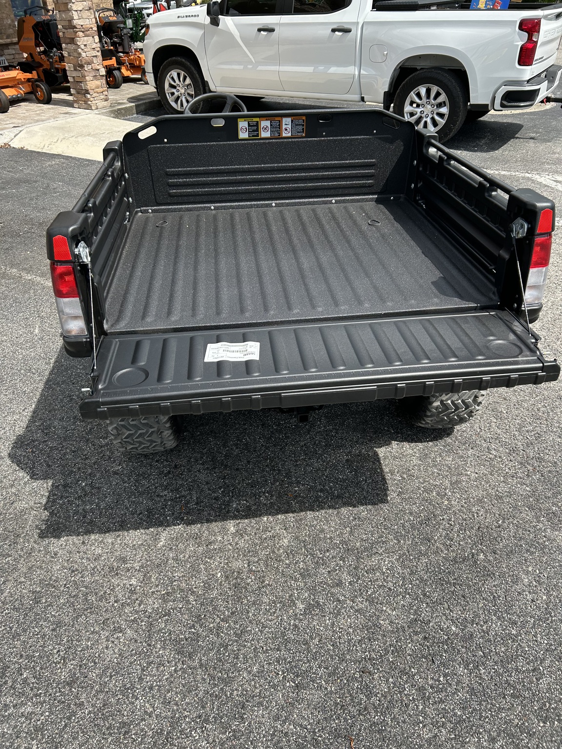 2026 John Deere TX 4X2 Image 3