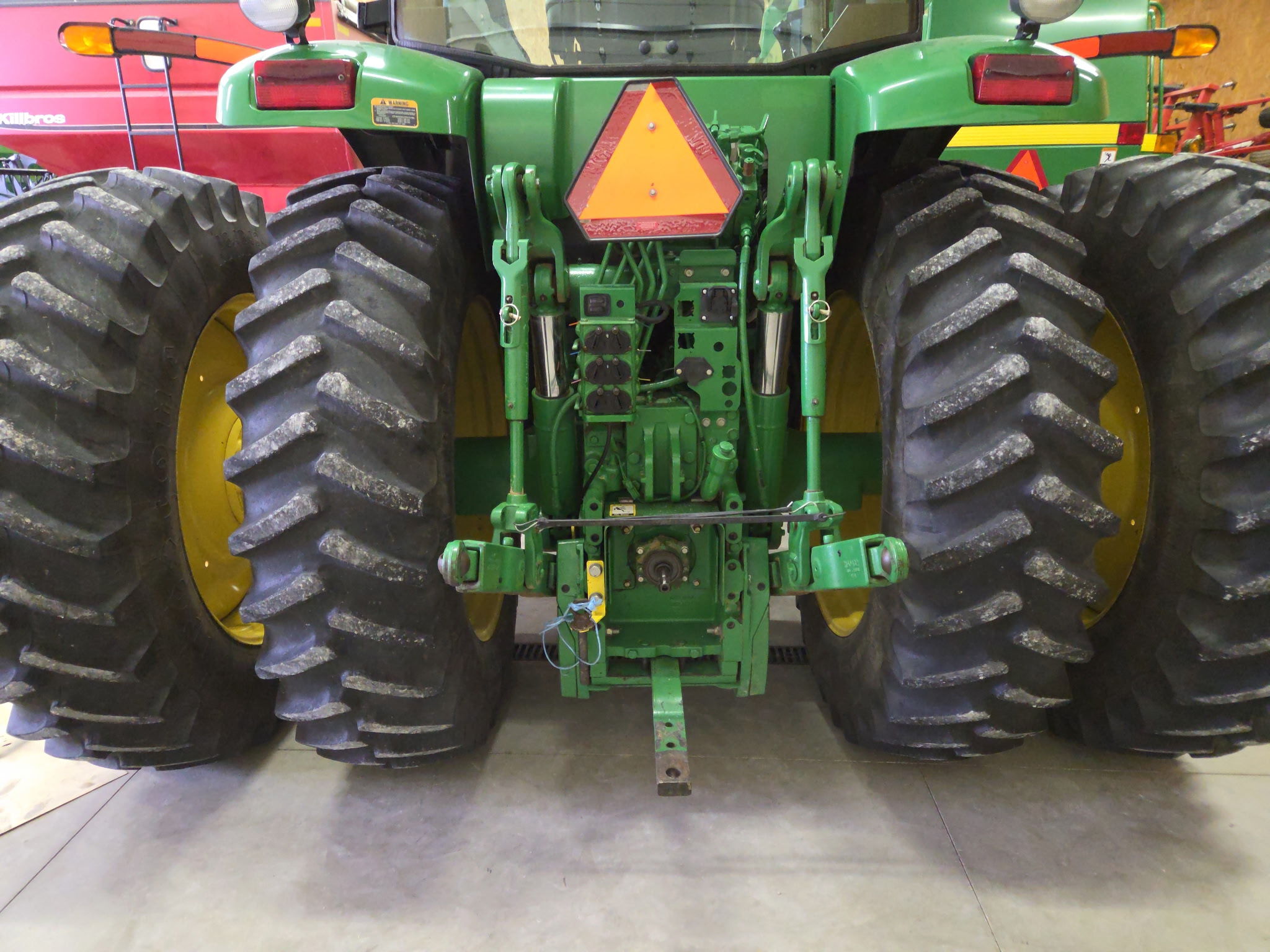 2006 John Deere 7820 Image 3