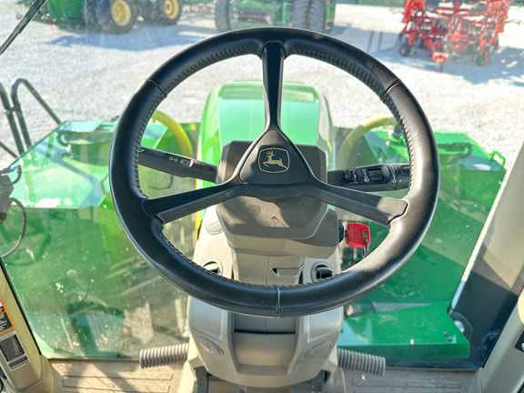 2021 John-Deere 8RT 410