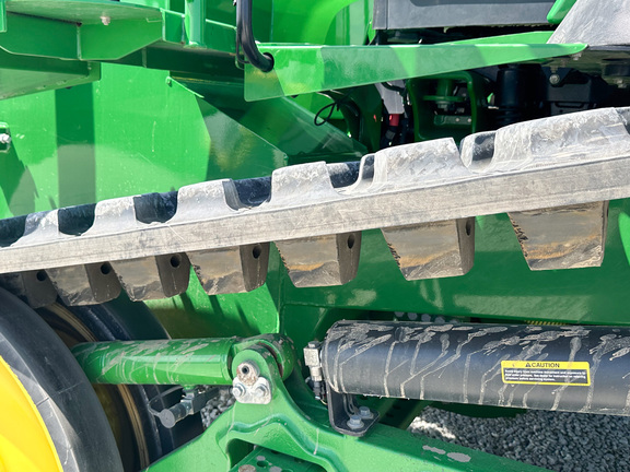 2021 John-Deere 8RT 410