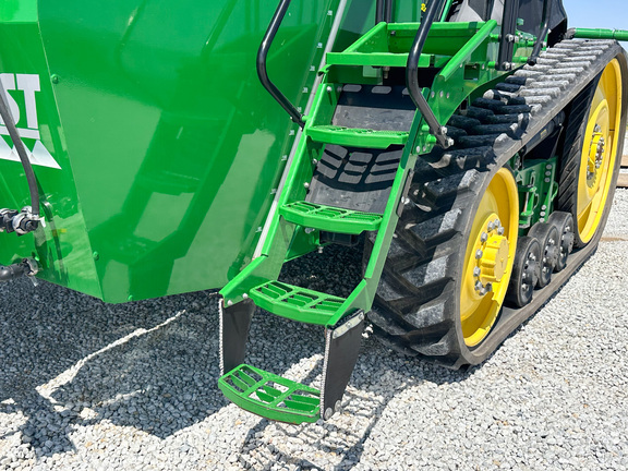 2021 John-Deere 8RT 410