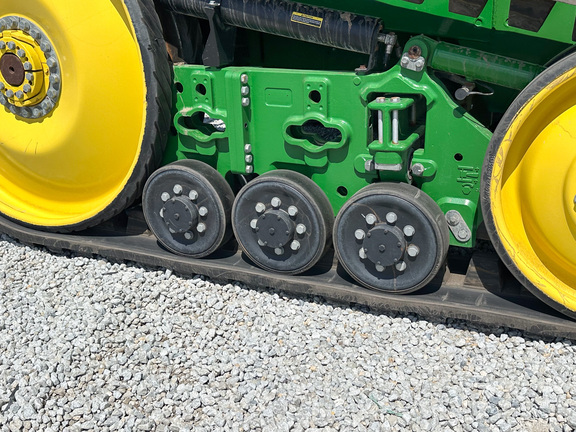 2021 John-Deere 8RT 410