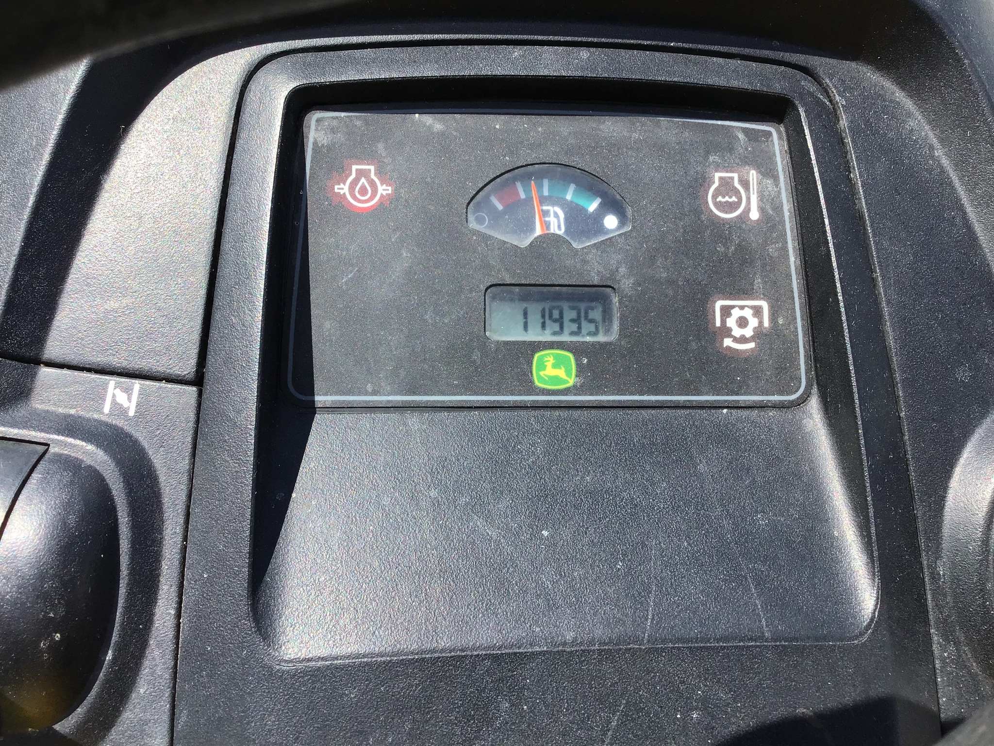 2009 John Deere X530 Image 17