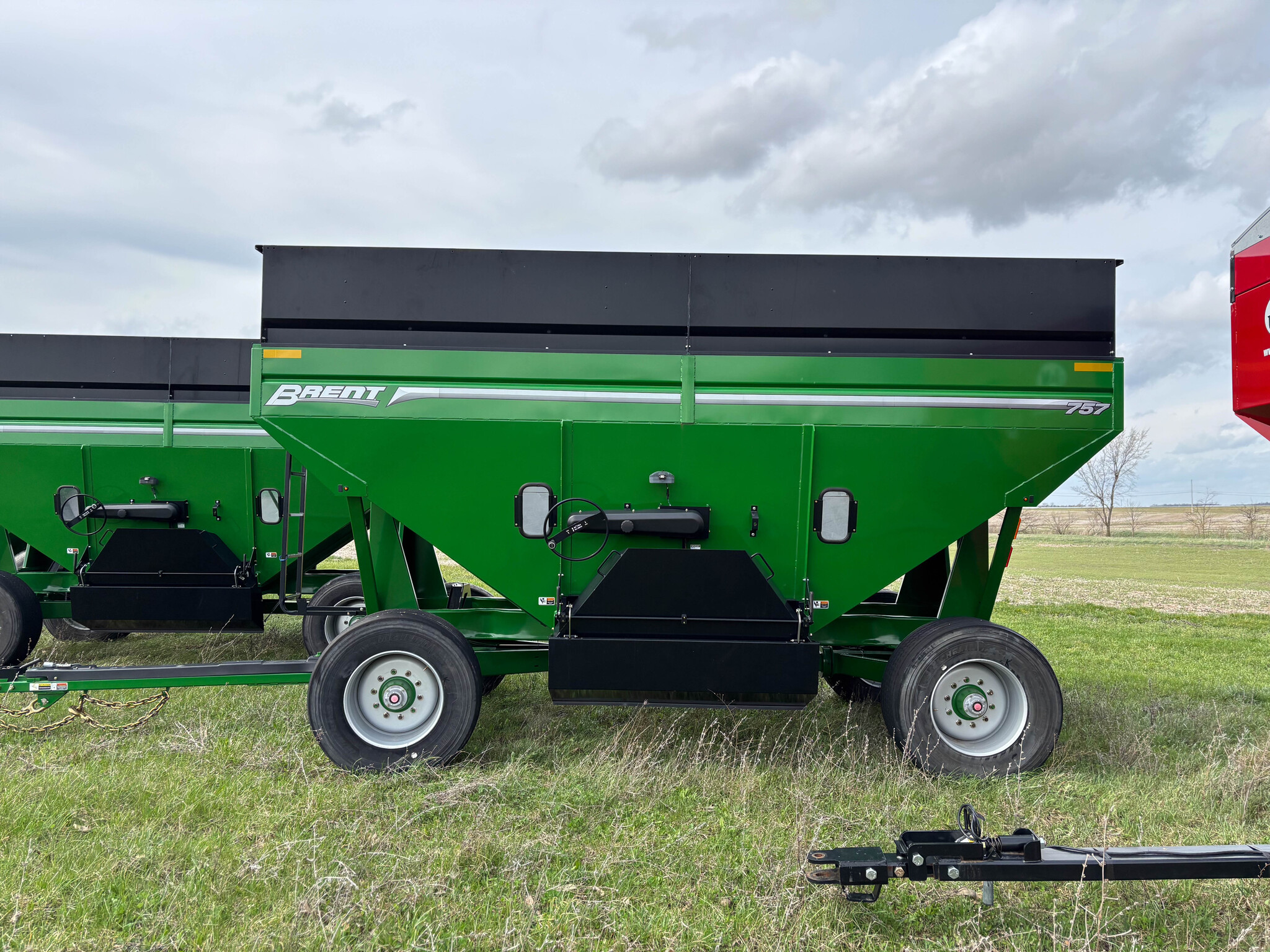 Used -- Brent 757 Grain Carts at Koenig Equipment in Anna, OH - PhotoXL1