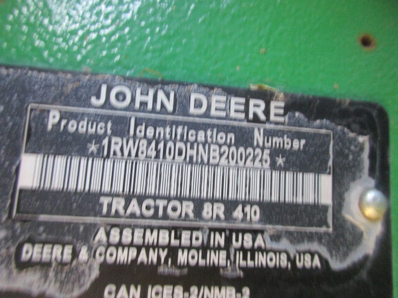 2022 John-Deere 8R 410