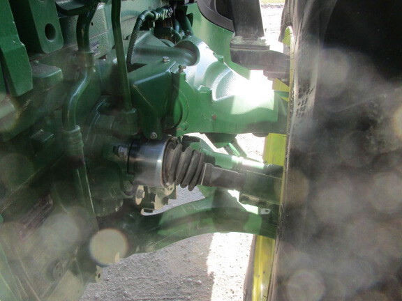 2022 John-Deere 8R 410
