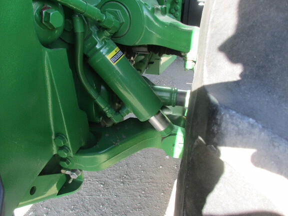 2022 John-Deere 8R 410