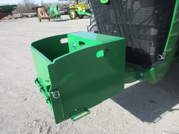 2022 John-Deere 8R 410