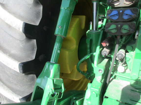 2022 John-Deere 8R 410