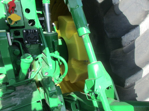 2022 John-Deere 8R 410