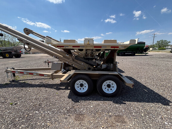 Used 2024 Unverferth 410XL Seed Tenders at Koenig Equipment in Knightstown, IN - Photo1