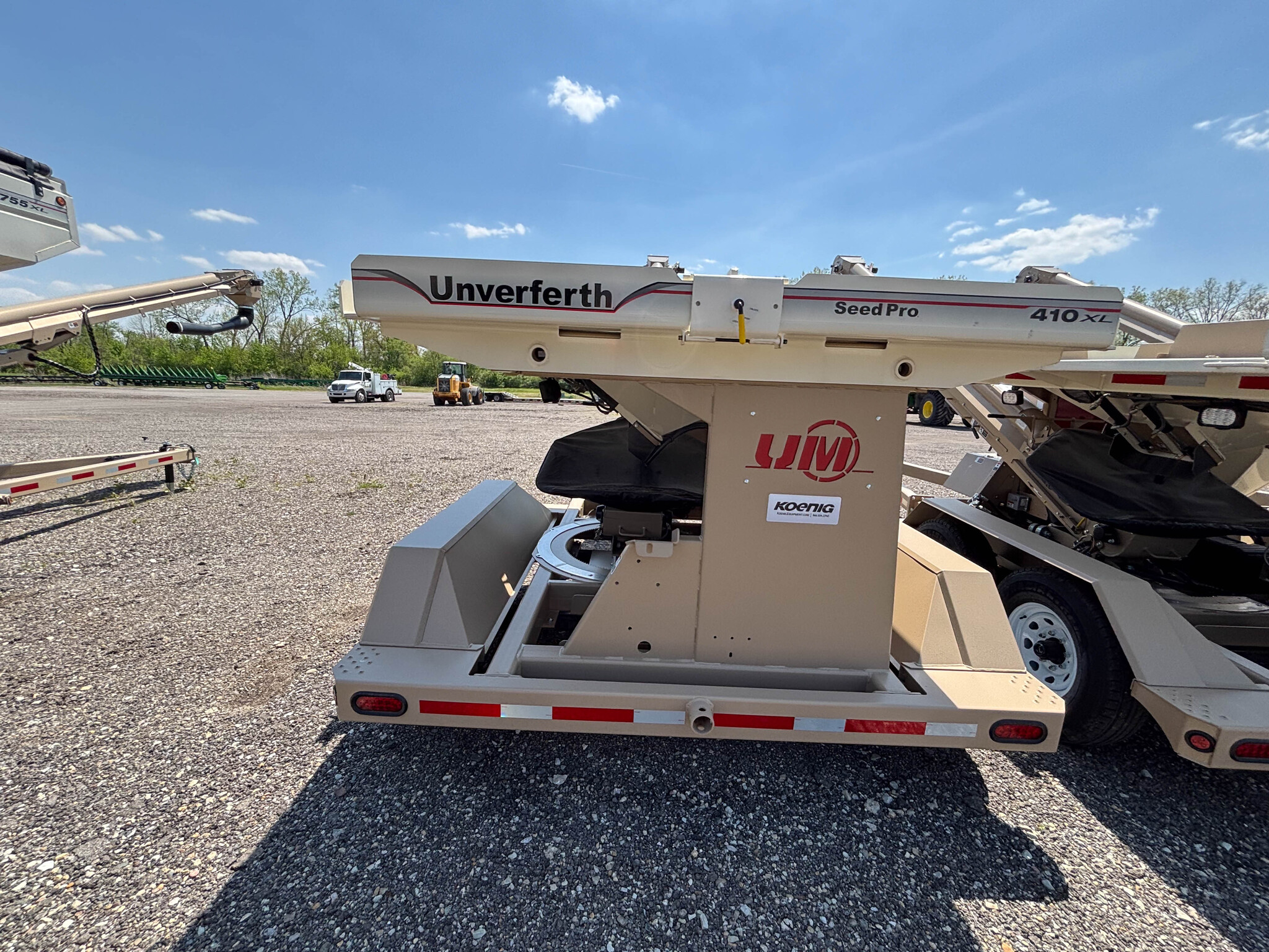 Used 2024 Unverferth 410XL Seed Tenders at Koenig Equipment in Knightstown, IN - PhotoXL2