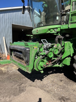 Used 2017 John Deere S680 Combines at Horizon Ag & Turf in Lloydminster, AB - Photo5