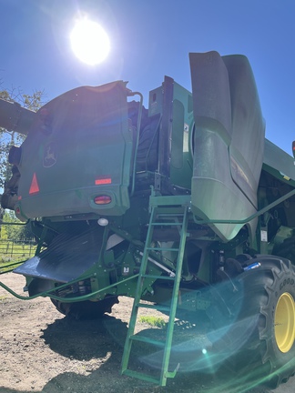 Used 2017 John Deere S680 Combines at Horizon Ag & Turf in Lloydminster, AB - Photo10