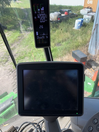 Used 2017 John Deere S680 Combines at Horizon Ag & Turf in Lloydminster, AB - Photo11