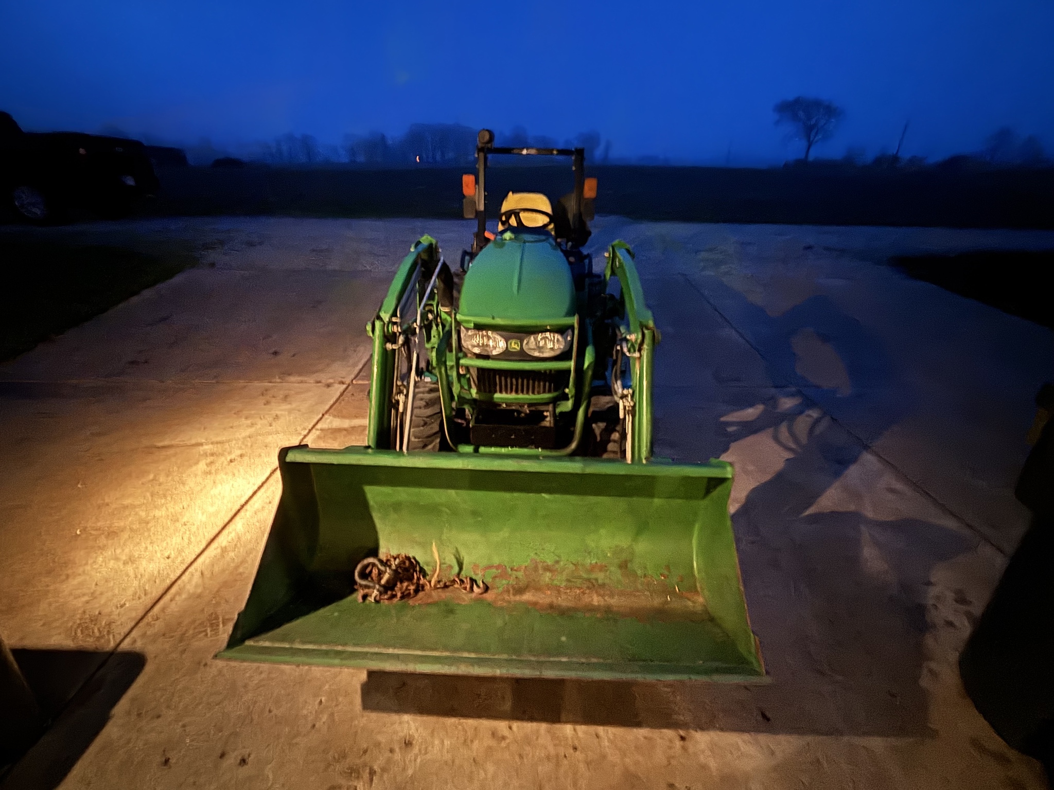 Used 2014 John Deere 2025R Compact Utility Tractors at Koenig Equipment in Knightstown, IN - PhotoXL1