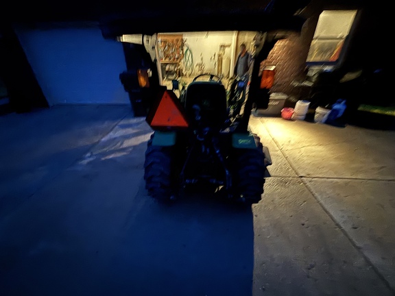 Used 2014 John Deere 2025R Compact Utility Tractors at Koenig Equipment in Knightstown, IN - Photo5