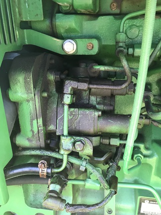 2017 John Deere 5055E-8