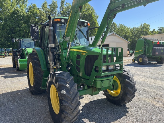 2011 John Deere 6330