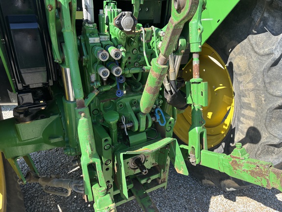 2011 John Deere 6330